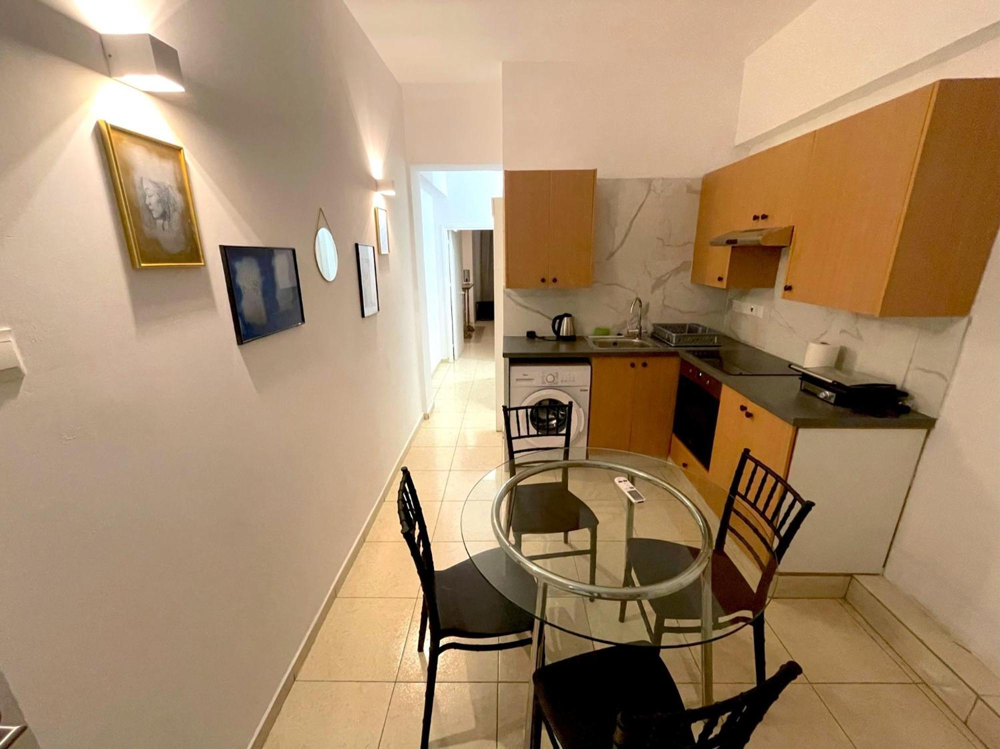 Queen Regina Suites By Platform 357 نيقوسيا المظهر الخارجي الصورة